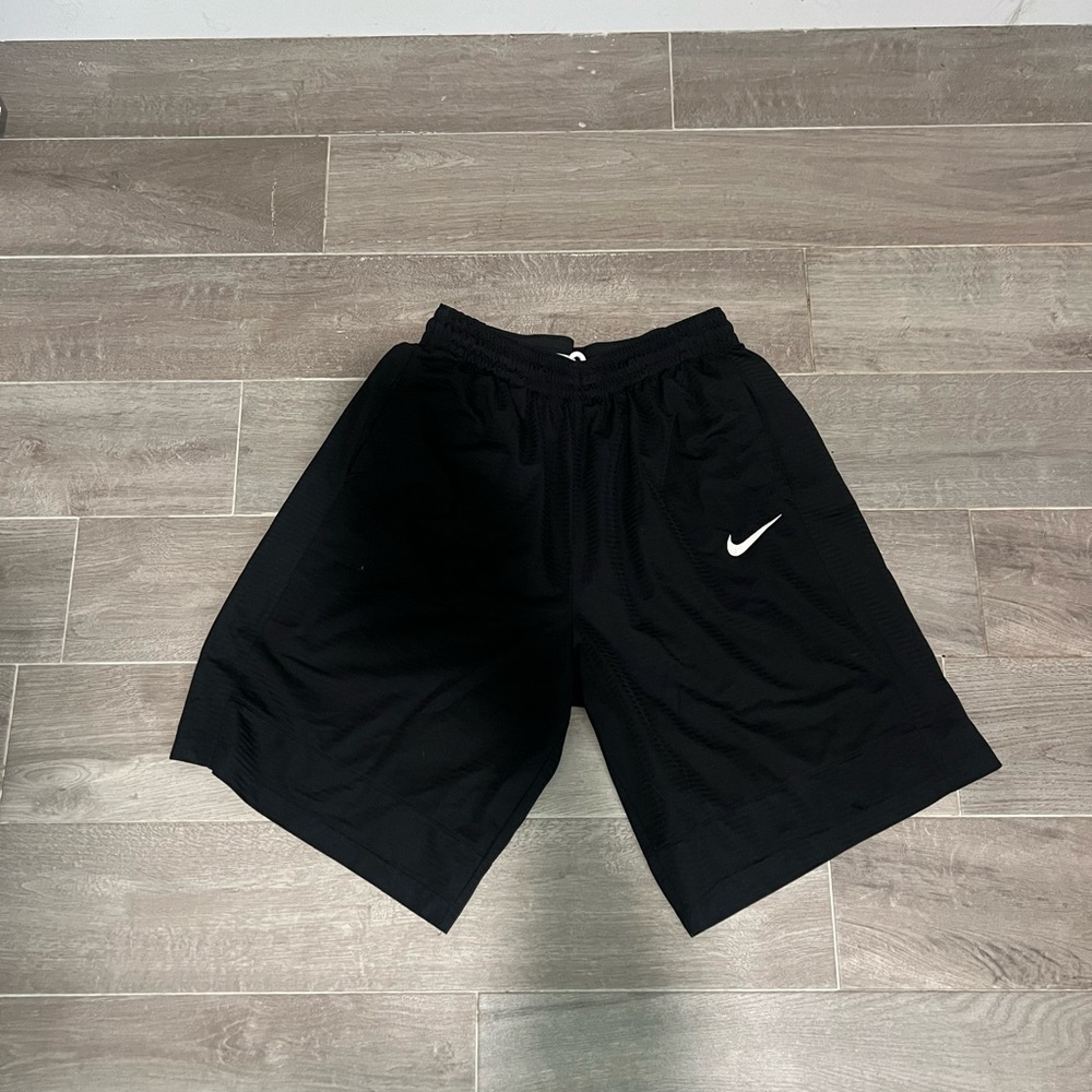 Nike short
